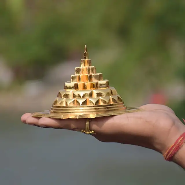 Gold Plated Maha Meru Shree Yantra – image 6