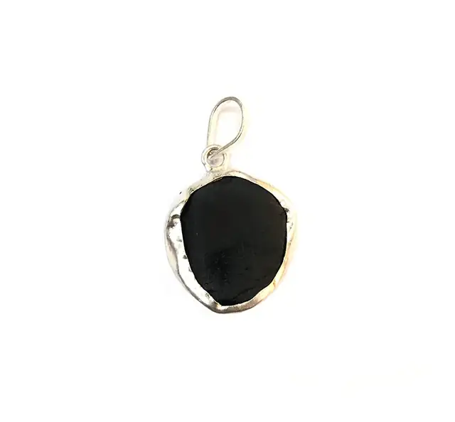 Shaligram White Metal Pendant – image 4